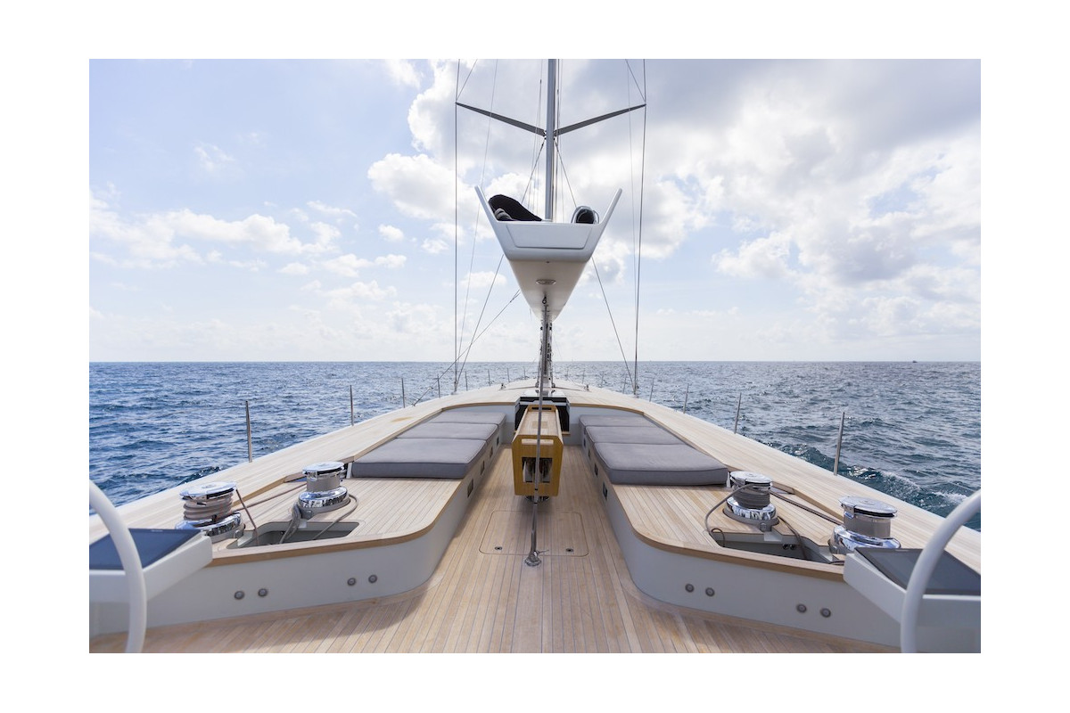 Luxury Yacht for Charter 3