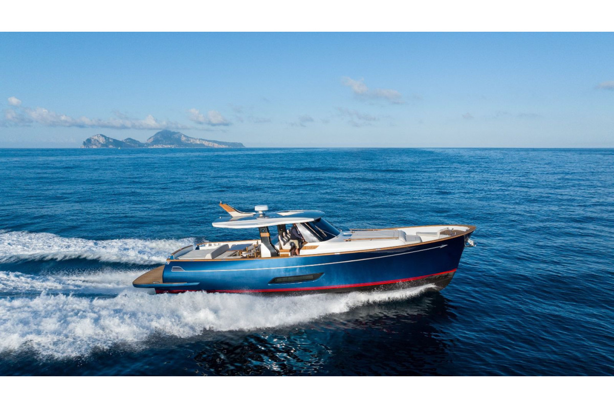 Luxury Yacht for Charter 1