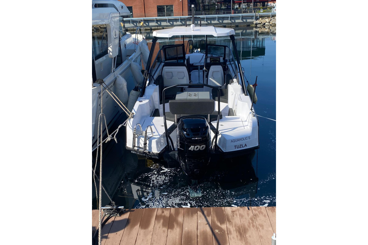 Luxury Yacht for Charter 2