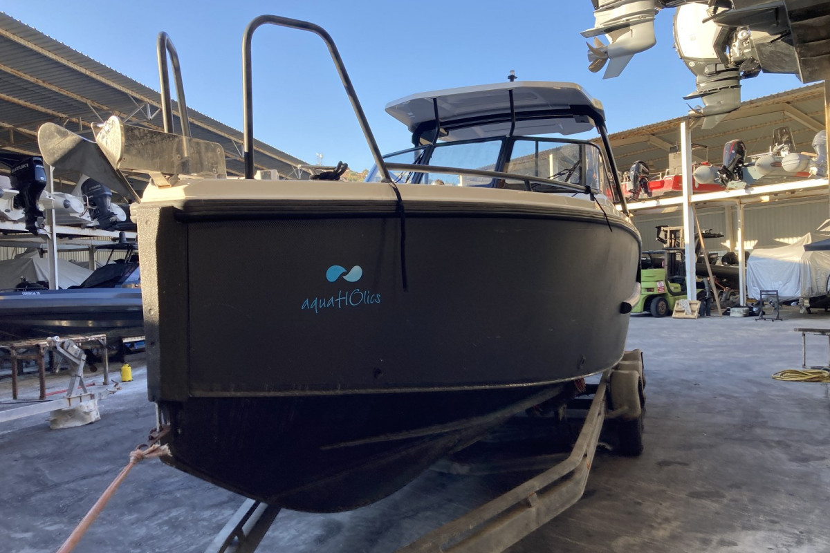 Luxury Yacht for Charter 3