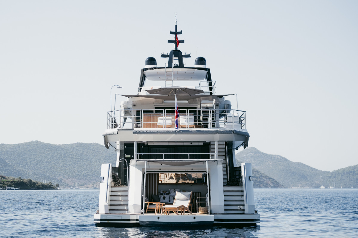 Luxury Yacht for Charter 5