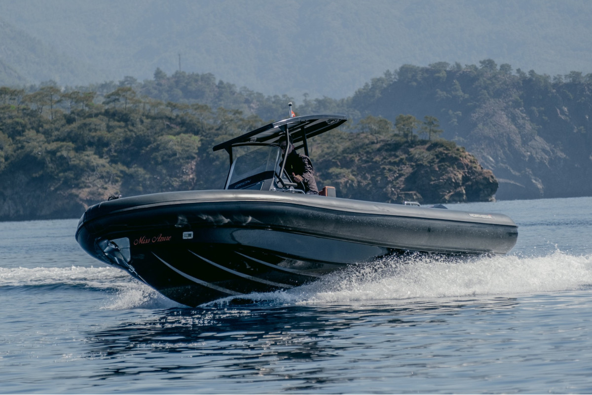 Luxury Yacht for Charter 1