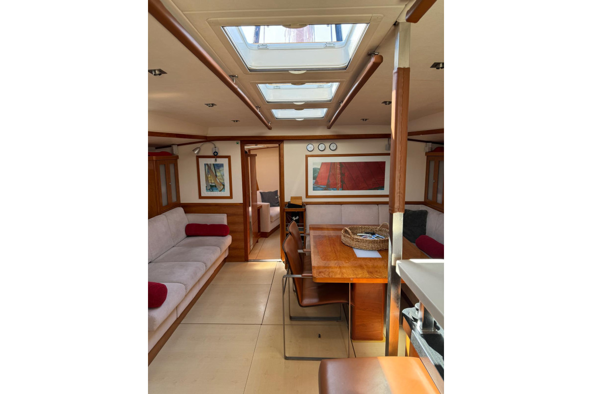 Luxury Yacht for Charter 5