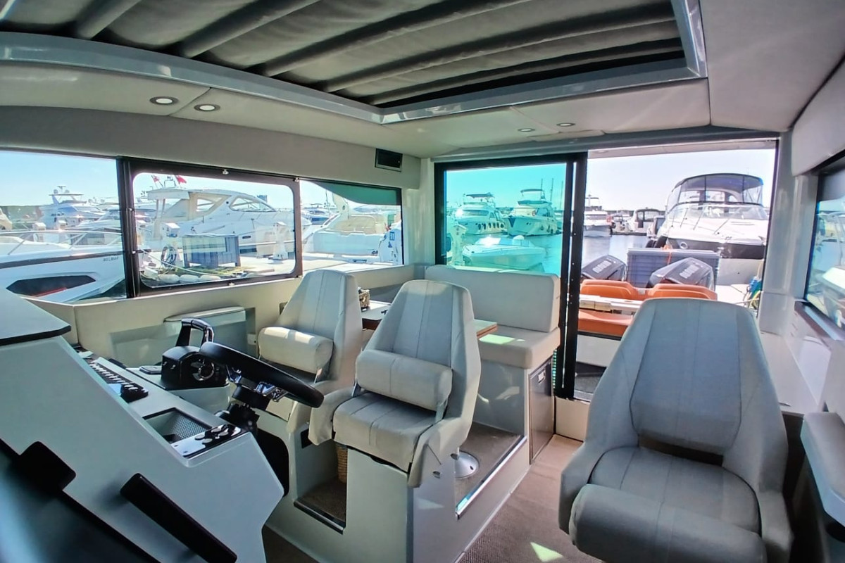 Luxury Yacht for Charter 4