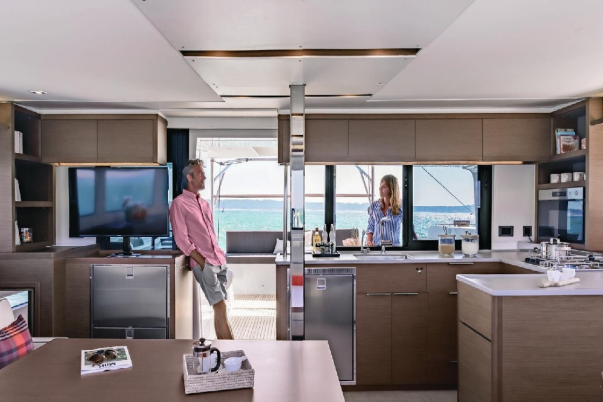 Luxury Yacht for Charter 4