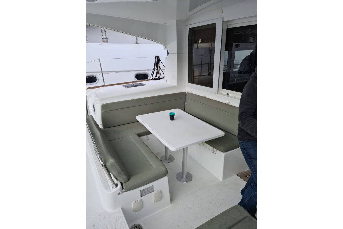 Luxury Yacht for Charter 5