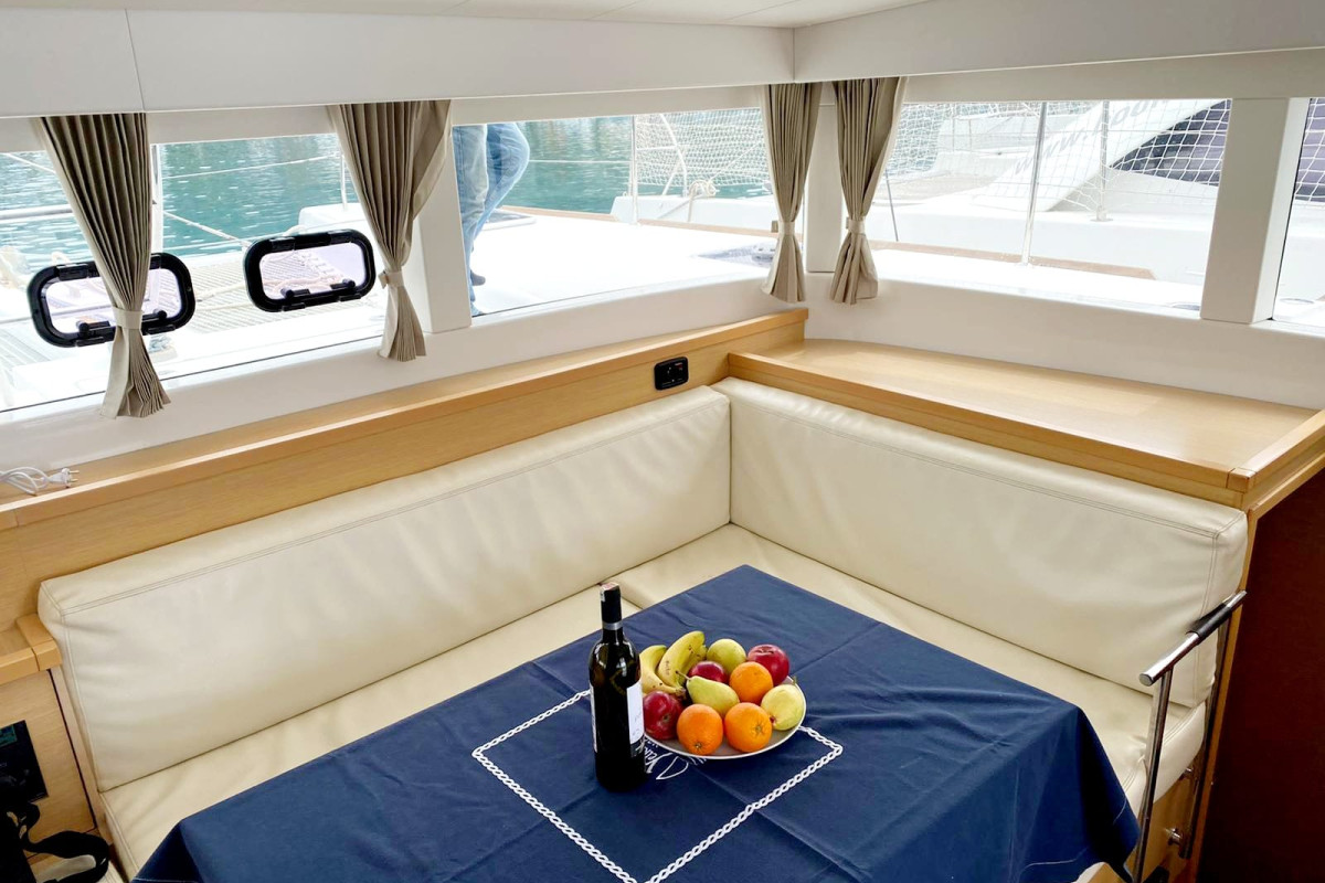 Luxury Yacht for Charter 6