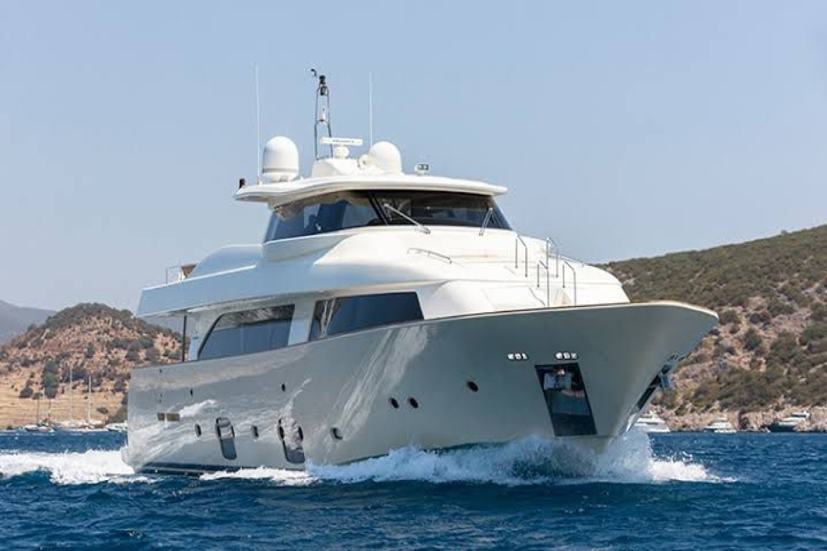 Luxury Yacht for Charter 1