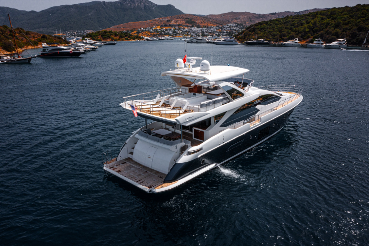 Luxury Yacht for Charter 2