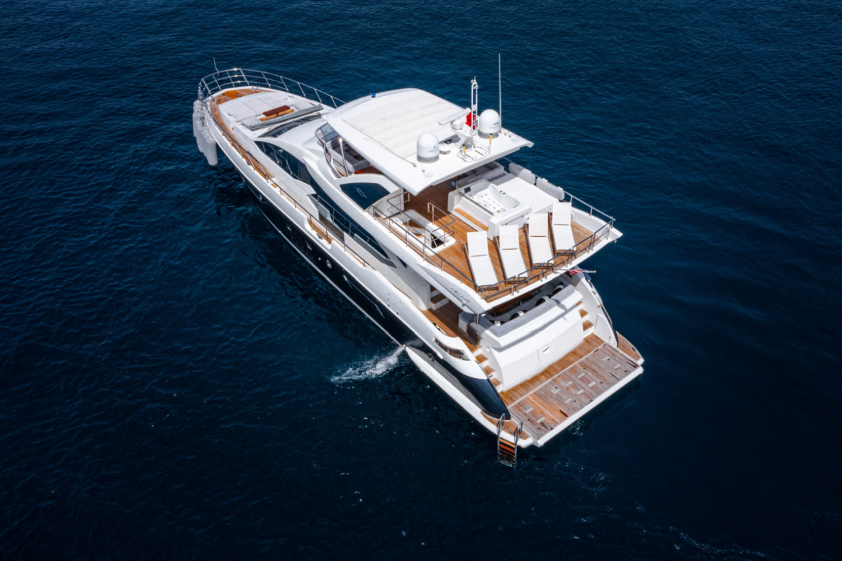Luxury Yacht for Charter 3