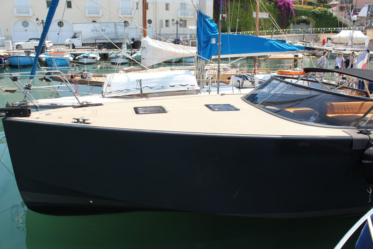 Luxury Yacht for Charter 6