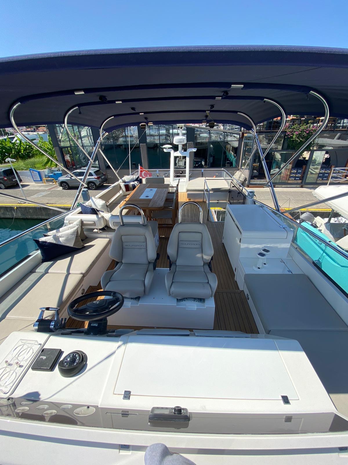 Luxury Yacht for Charter 3