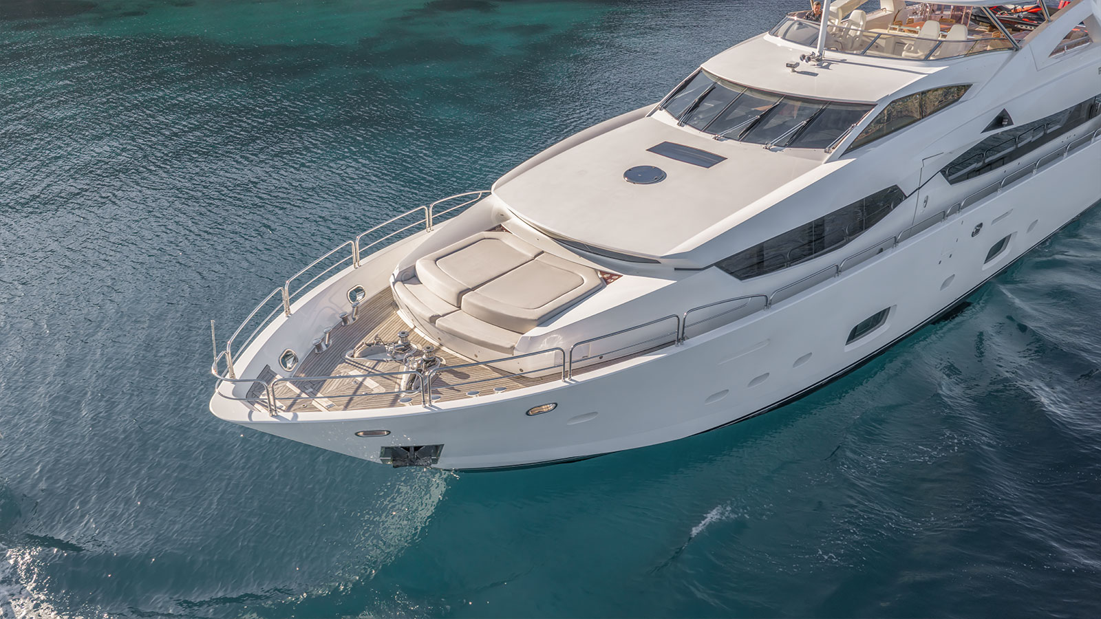 Luxury Yacht for Charter 4