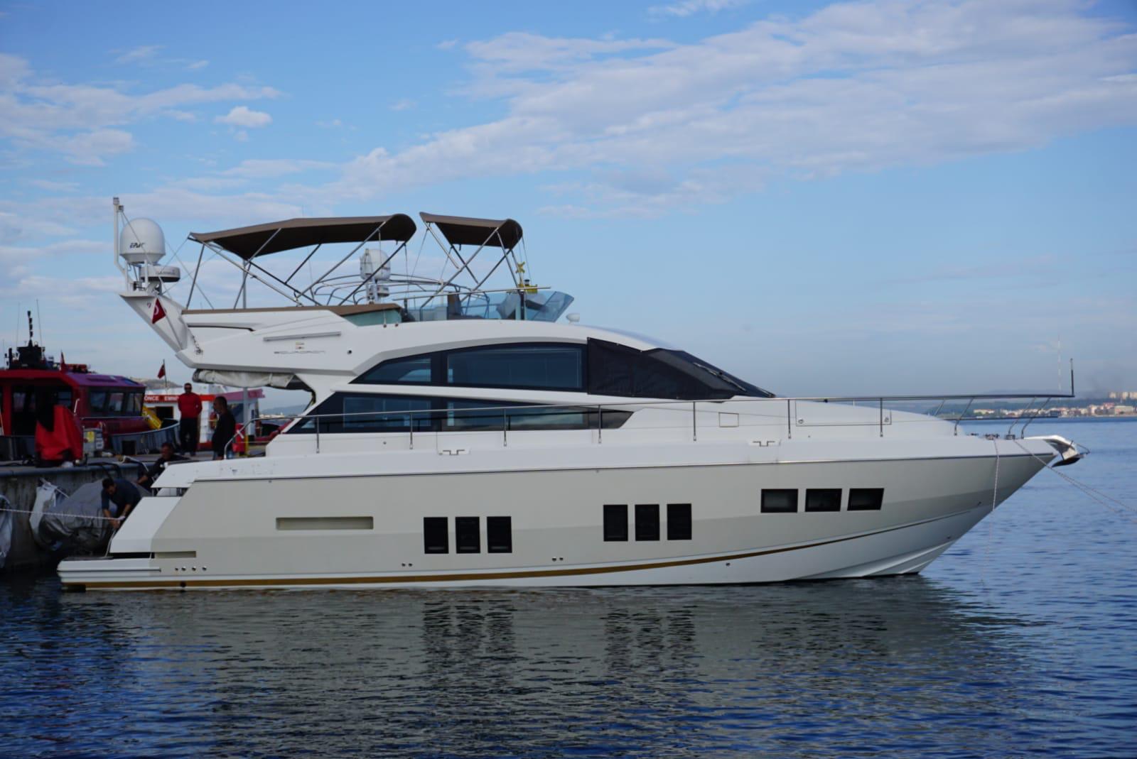 Fairline Squadron 50 — 2012