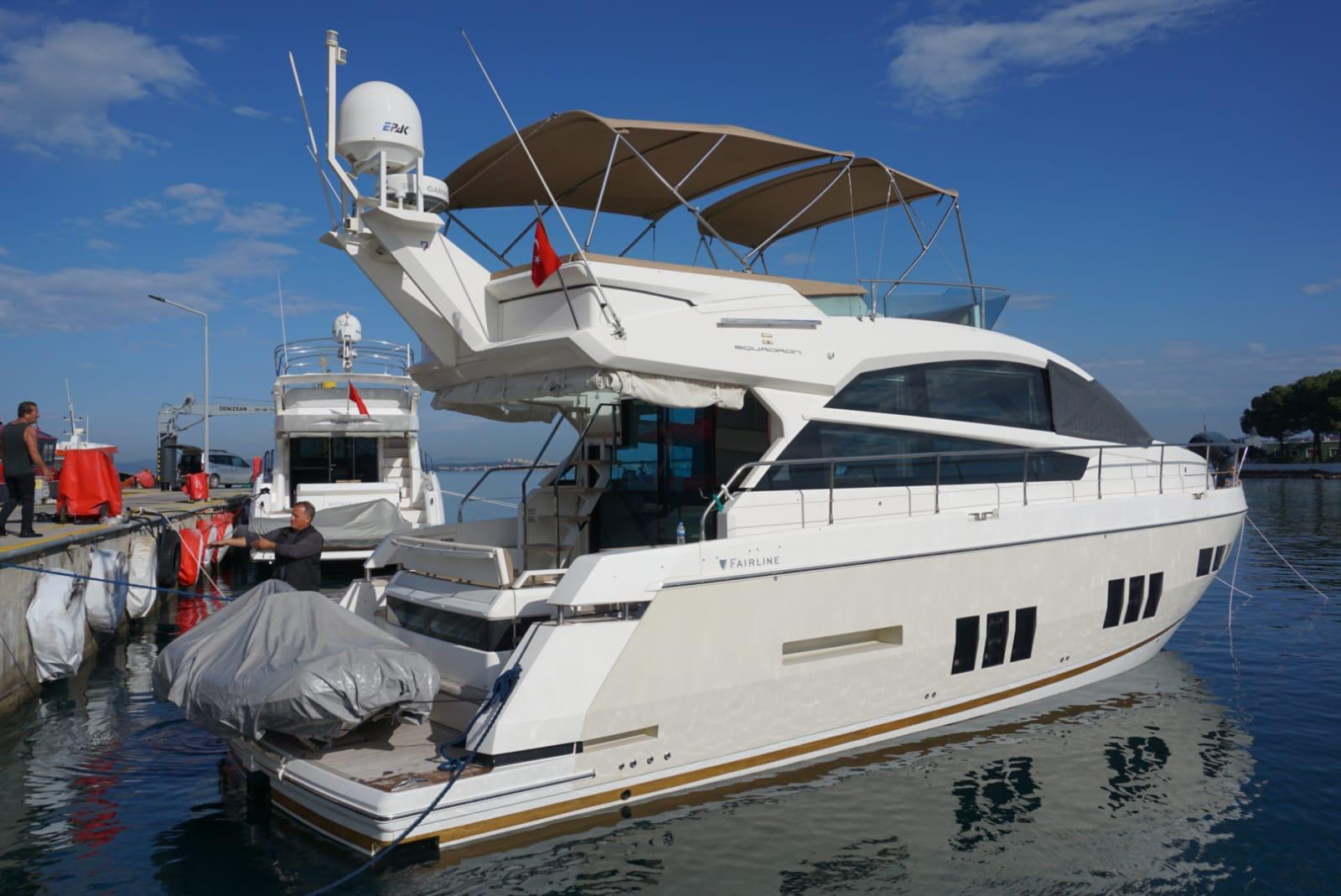 Luxury Yacht for Charter 3