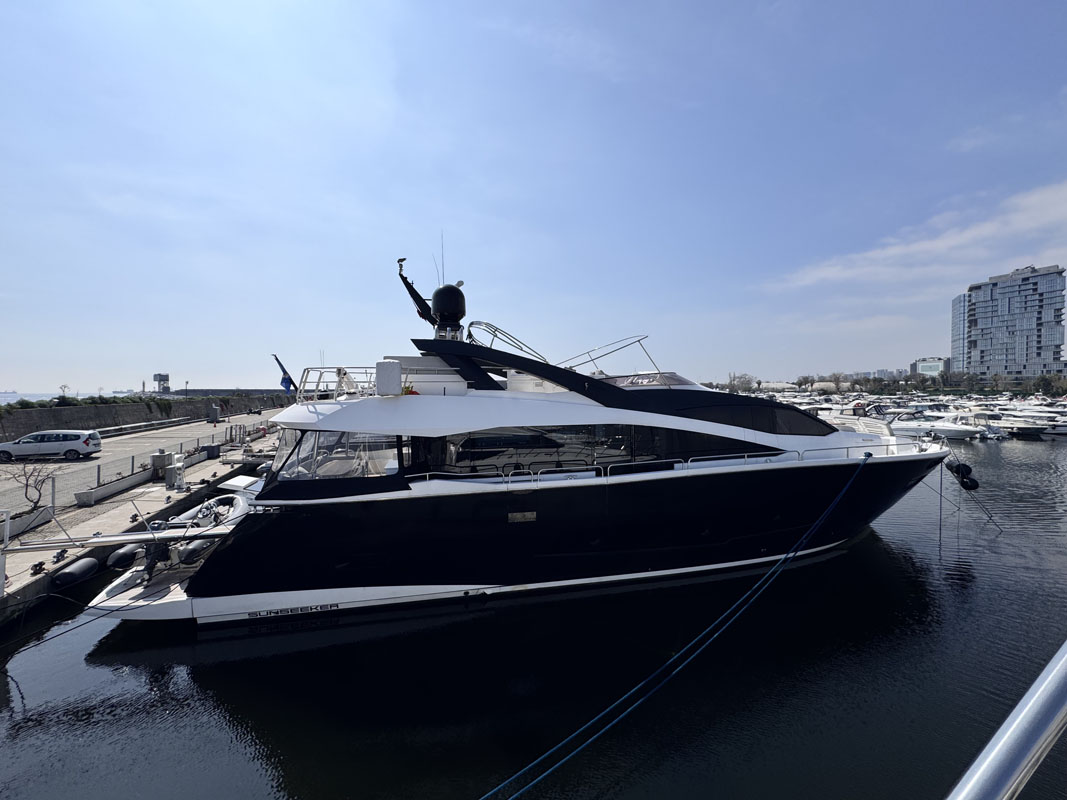 Luxury Yacht for Charter 1