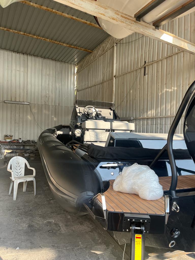 Luxury Yacht for Charter 5