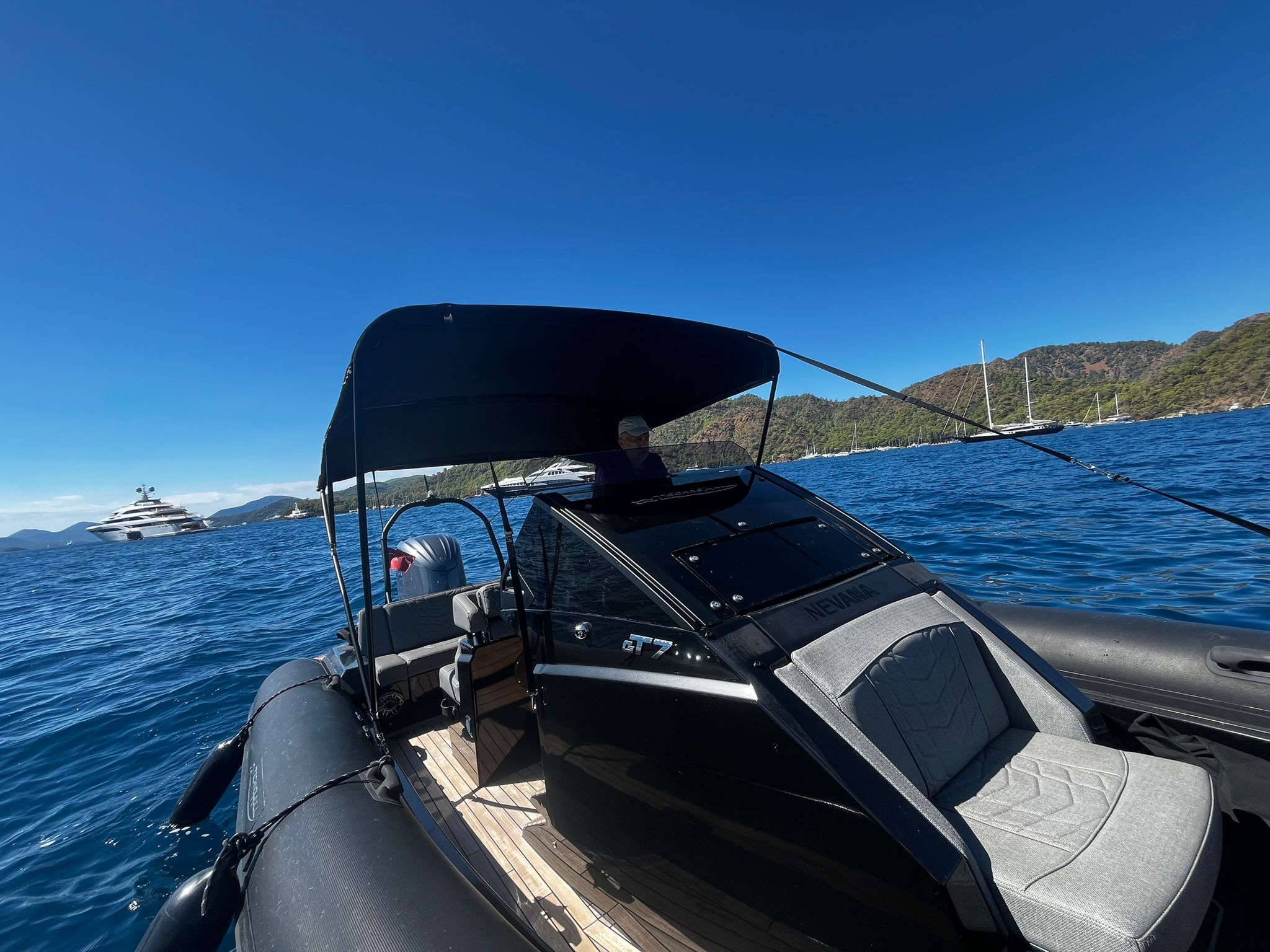 Luxury Yacht for Charter 3