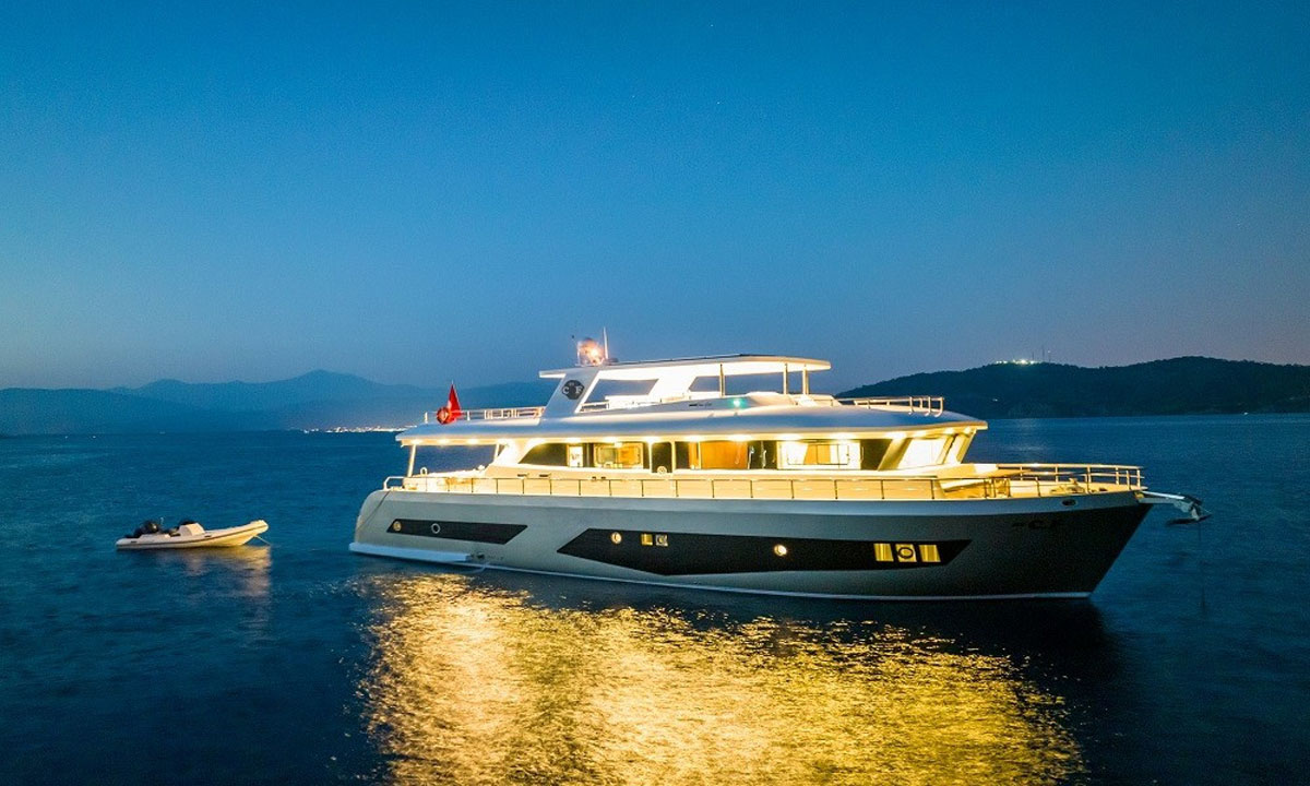 Göcek kiralık lüks Trawler By Cf - Fotoğraf 1
