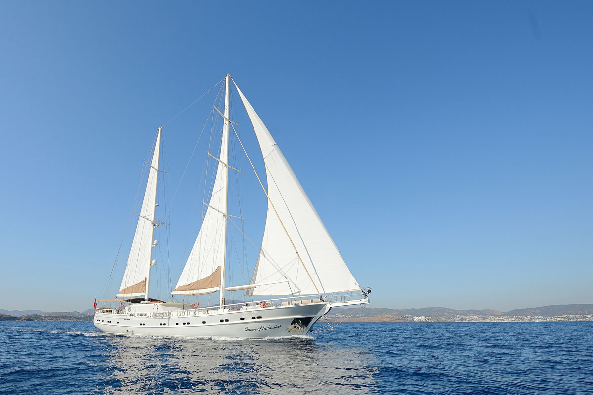 Luxury Gulet Queen Of Salmakis for Charter in Bodrum 3