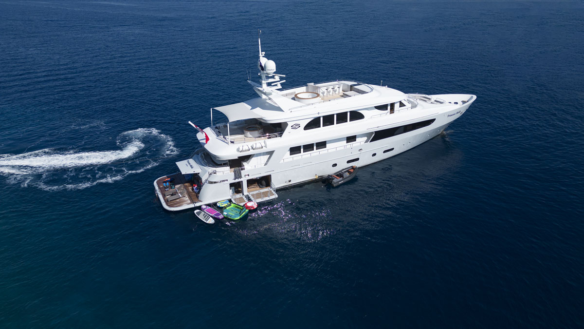 Luxury Motor Yacht Princess Melda for Charter in Bodrum 1
