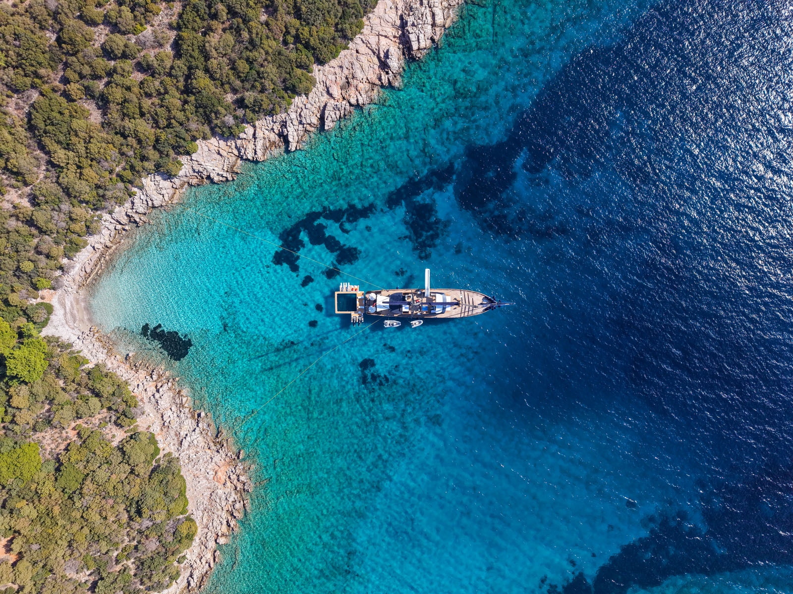 Bodrum kiralık lüks Motorsailer Oguz Khan - Fotoğraf 5