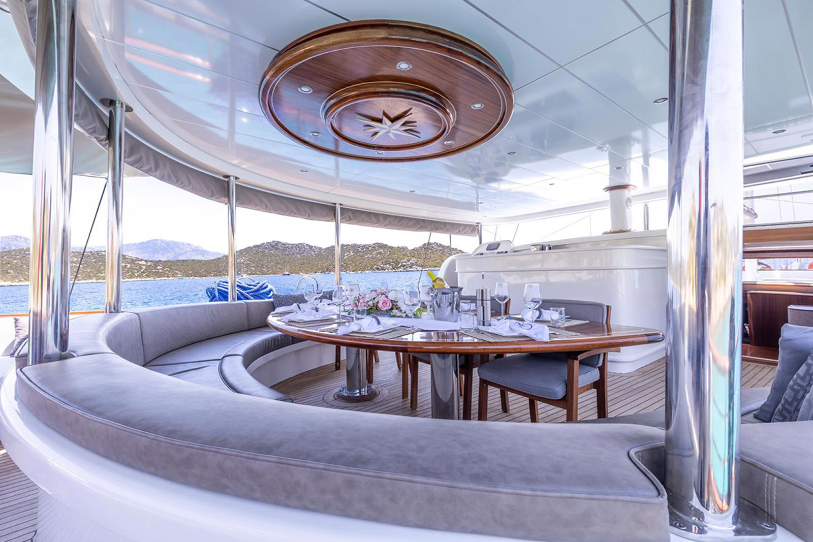 Explore luxury Gulet Aqua Bella Luxury charter Gulet Aqua Bella in Marmaris - Photo 4