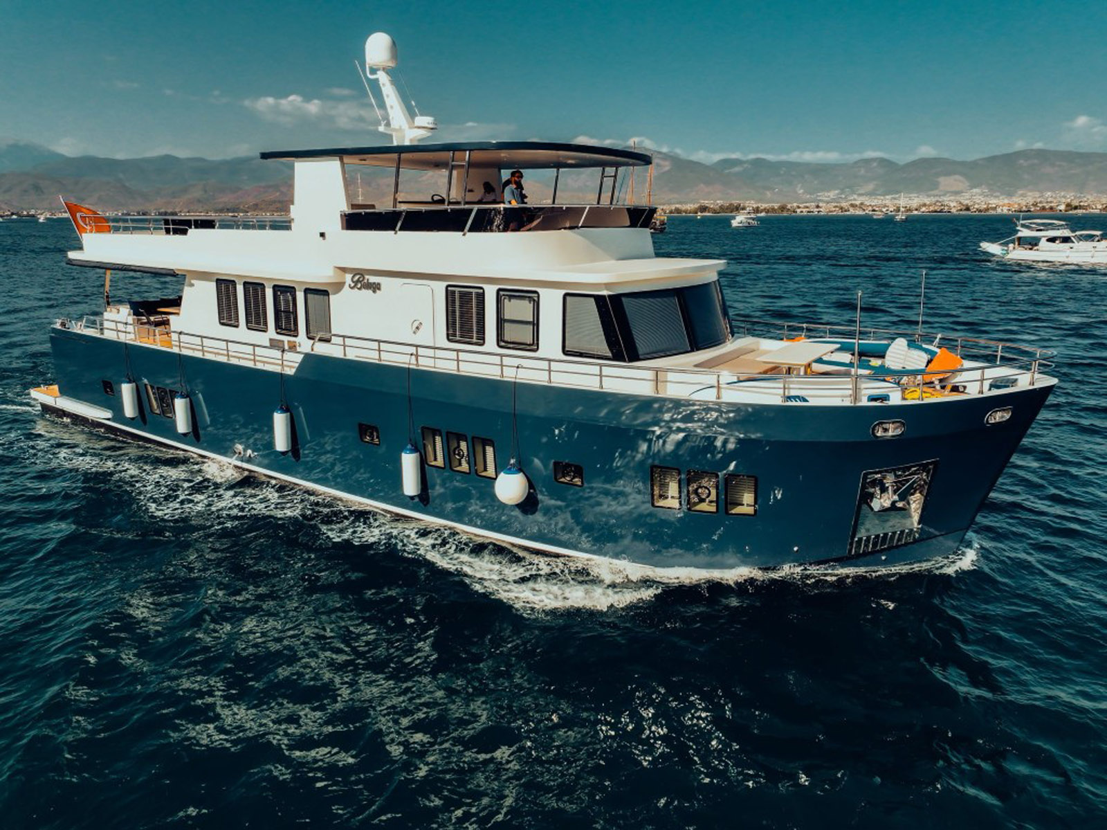Fethiye Kiralık Lüks Trawler Beluga 1