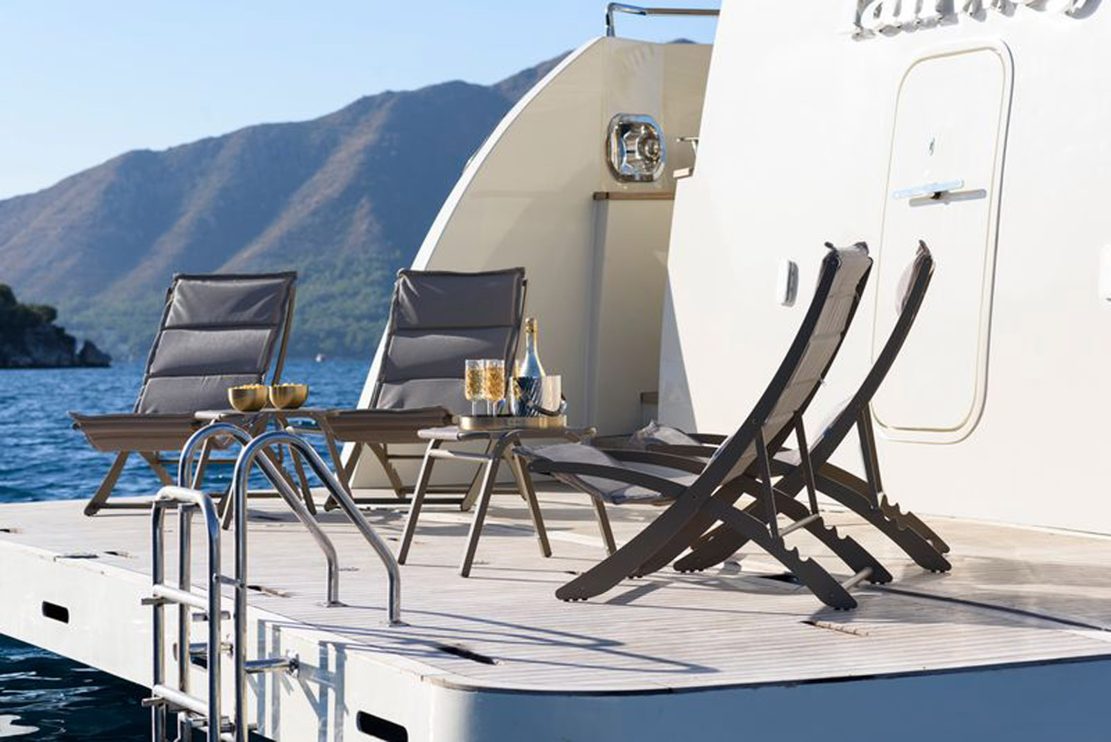 Marmaris kiralık lüks Trawler Tanway - Fotoğraf 5