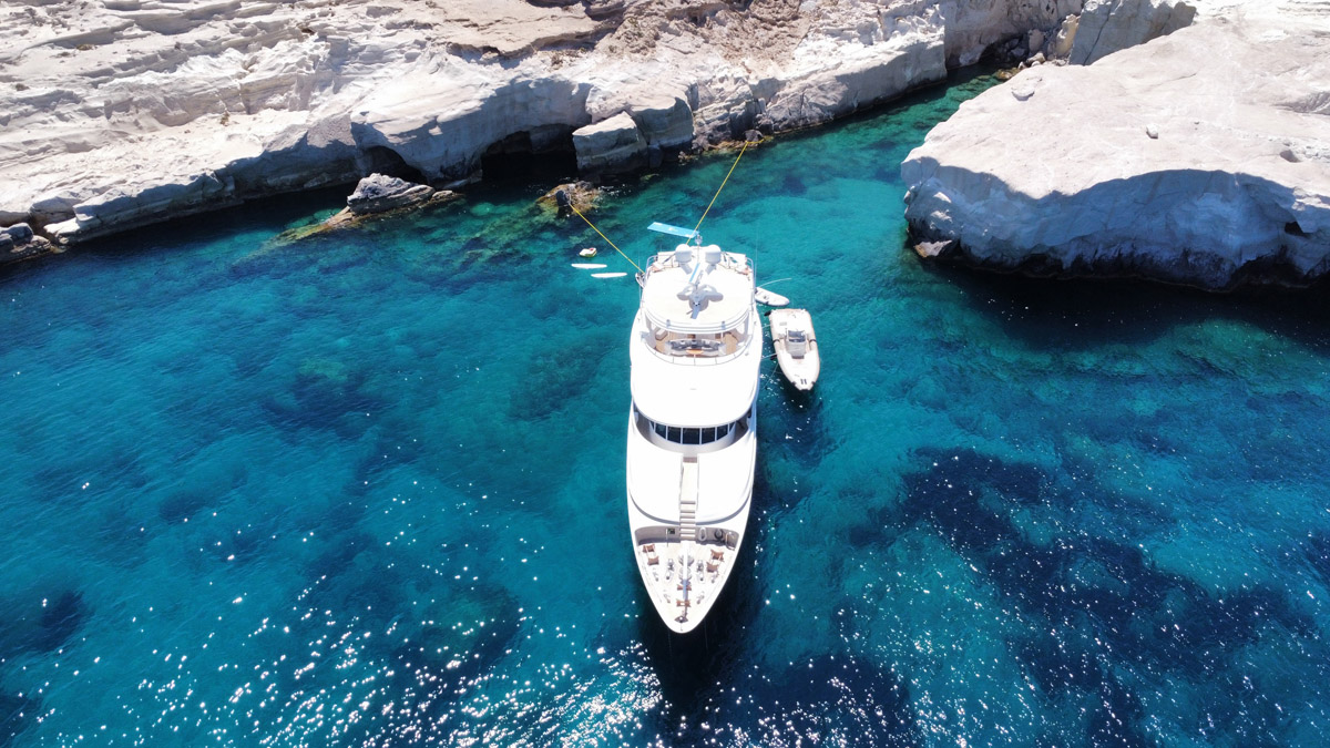 Bodrum kiralık lüks Motoryat Orient Star - Fotoğraf 1