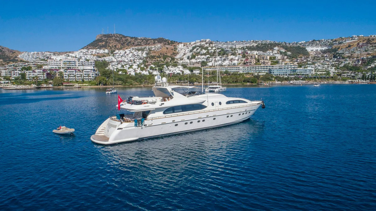 Lüks Motoryat Sanref (falcon 115) Bodrum kiralık lüks Motoryat Sanref (falcon 115) - Fotoğraf 3