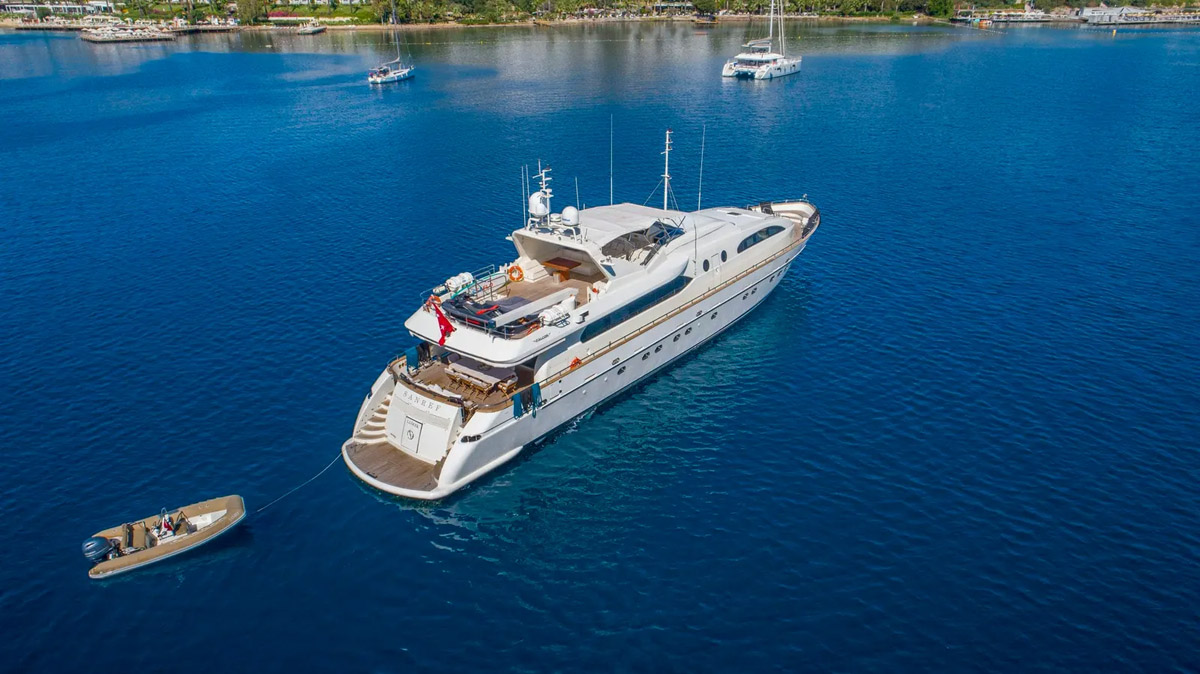 Lüks Motoryat Sanref (falcon 115) Bodrum kiralık lüks Motoryat Sanref (falcon 115) - Fotoğraf 4