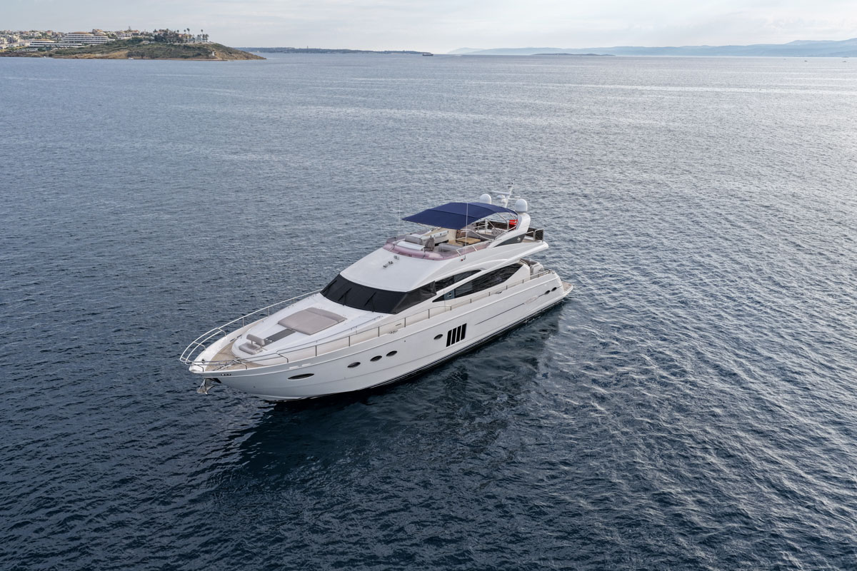 Premium luxury  for charter