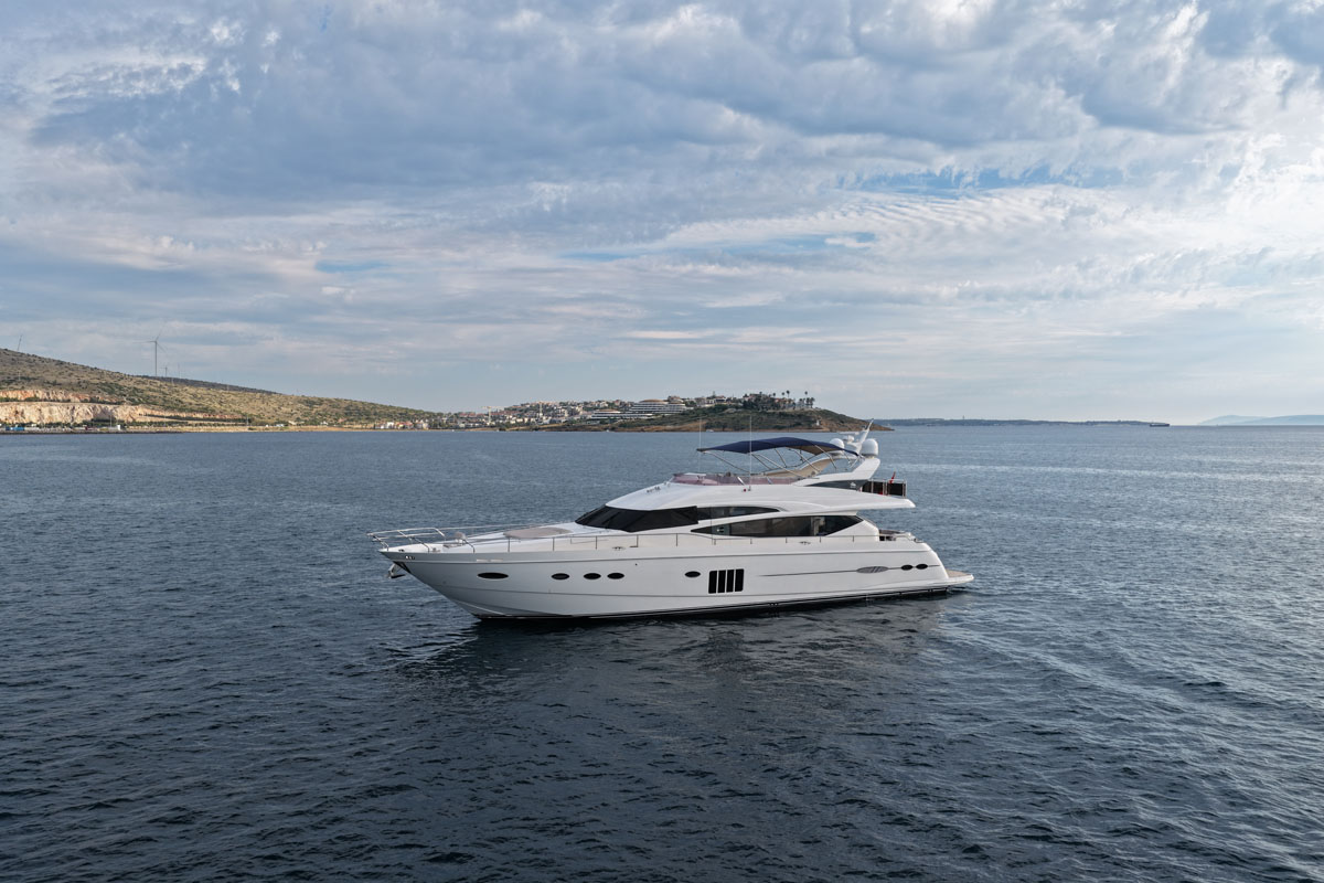 Premium luxury  for charter
