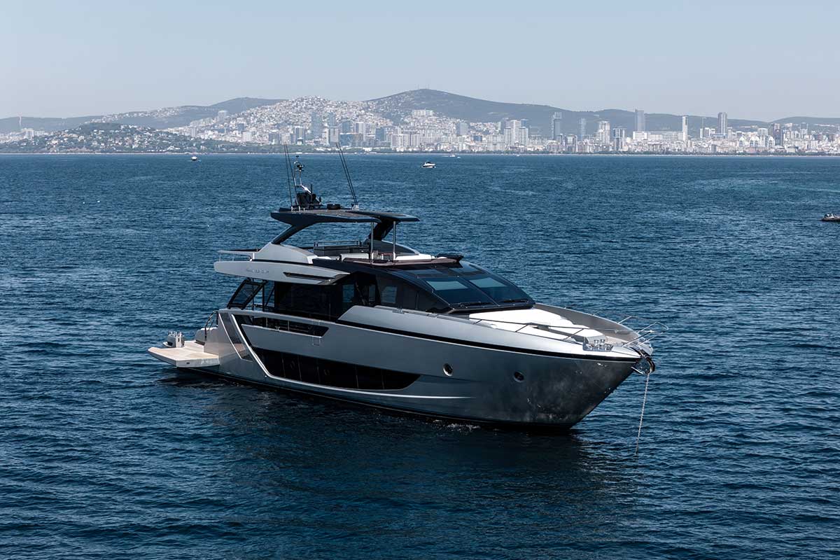 Premium luxury  for charter