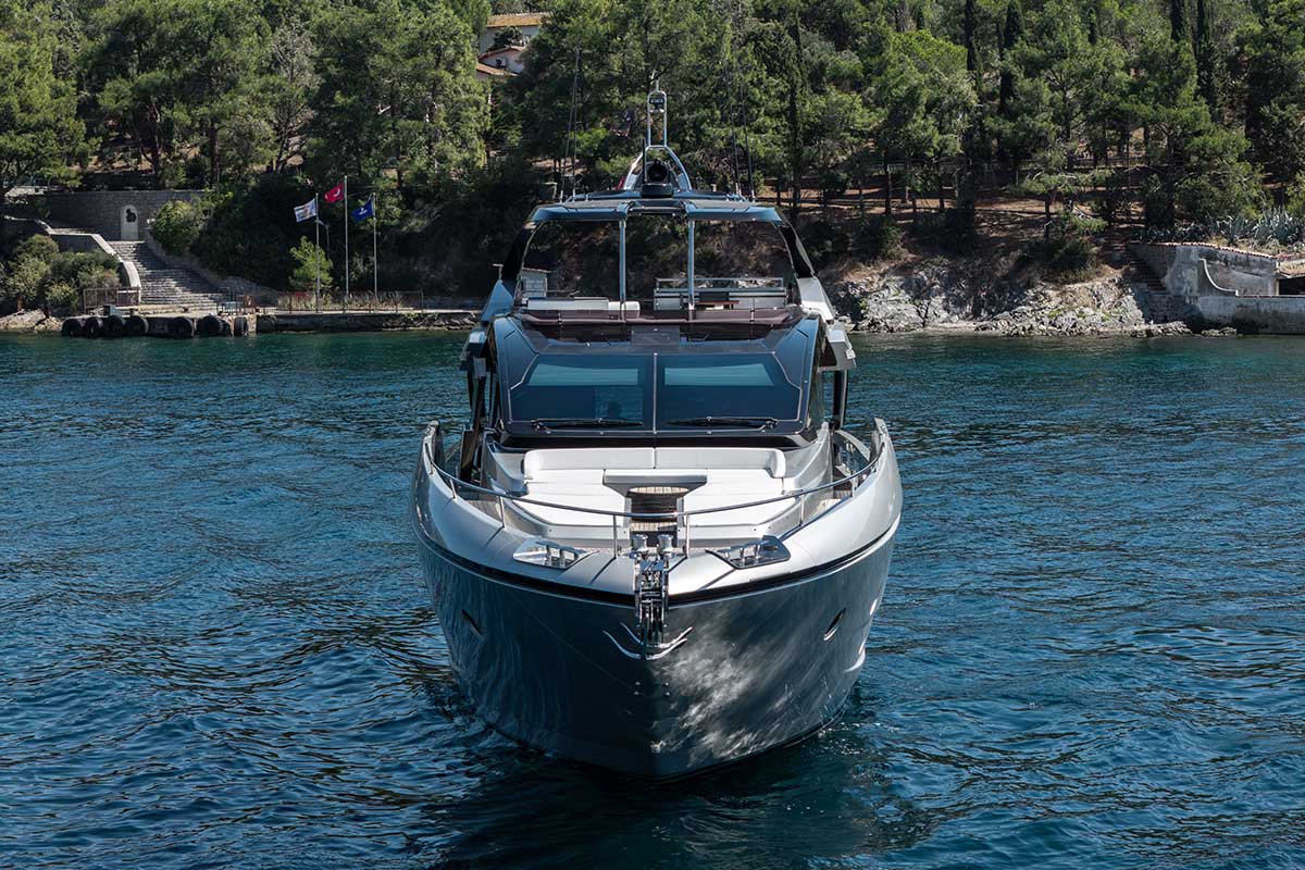 Premium luxury  for charter
