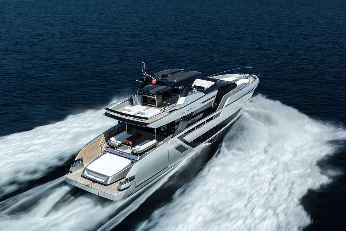 Premium luxury  for charter
