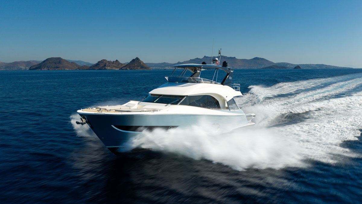 Premium luxury  for charter